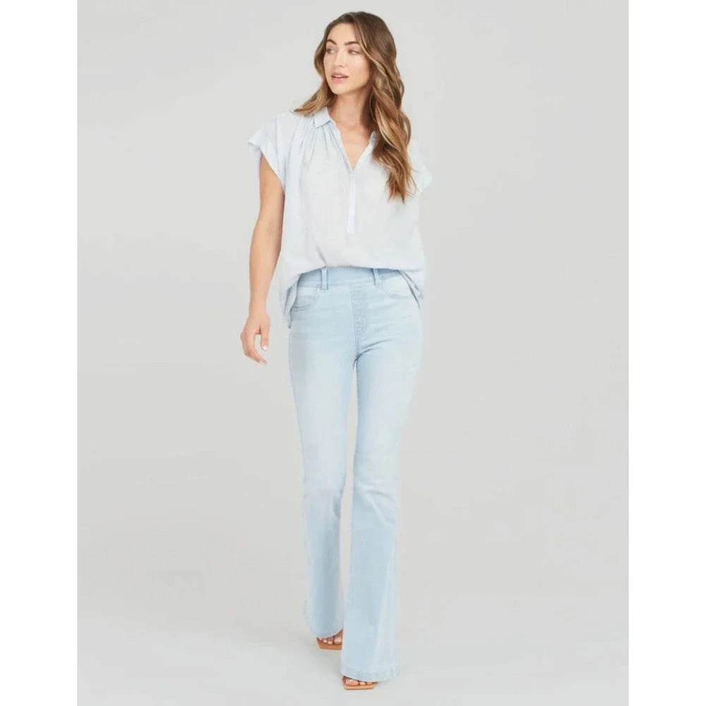 Spanx Flare Comfort Stretch Denim Pull On Jean 20348R Retro Light Wash XL - Picture 1 of 9